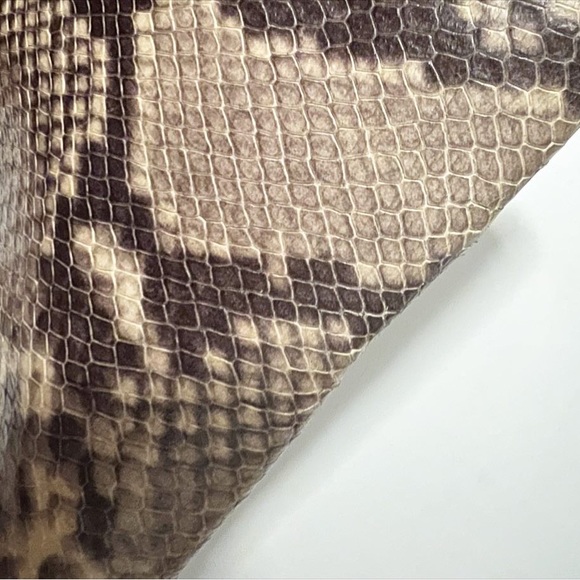 MK python wristlet - Picture 4 of 4